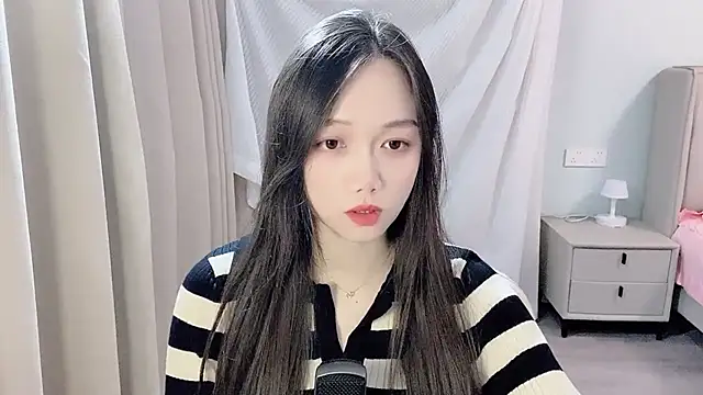 Snapshot of BoiI2u chatting on November 22, 2025, 3:22 pm BoiI2u online show from November 22, 2025, 3:22 pm