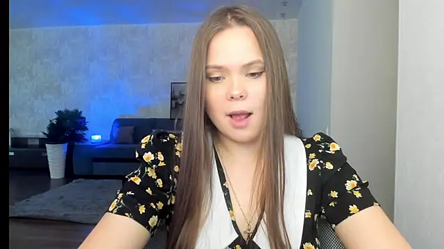 Snapshot of Kira_love_81 chatting on May 14, 2026, 12:13 pm Kira love 81 online show from May 14, 2026, 12:13 pm