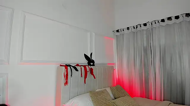 Snapshot of ZashaBaker chatting on November 15, 2025, 2:10 pm ZashaBaker online show from November 15, 2025, 2:10 pm