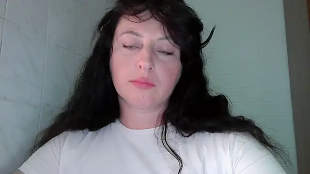 Snapshot of MelinaAx chatting on July 18, 2026, 7:00 pm MelinaAx online show from July 18, 2026, 7:00 pm