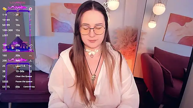 EmmaBloomm online show from January 10, 2026, 9:32 pm