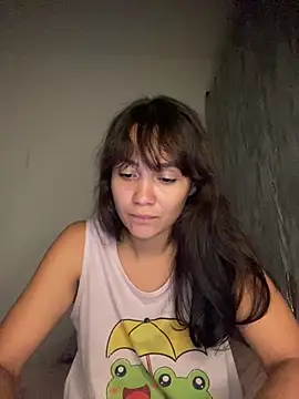 Snapshot of carolsapequinha chatting on June 1, 2026, 3:40 am carolsapequinha online show from June 1, 2026, 3:40 am