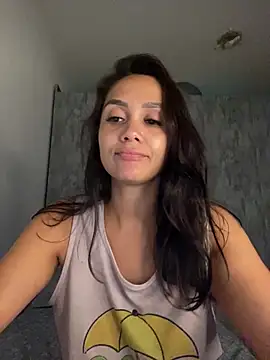 carolsapequinha online show from March 4, 2026, 11:12 pm