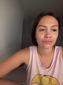 Snapshot of carolsapequinha chatting on January 31, 2026, 9:02 pm carolsapequinha online show from January 31, 2026, 9:02 pm