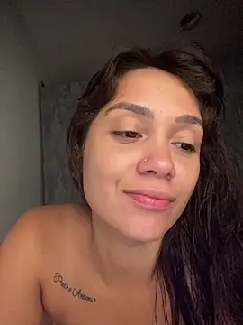Snapshot of carolsapequinha chatting on May 21, 2026, 11:07 am carolsapequinha online show from May 21, 2026, 11:07 am
