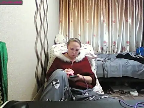 JenniDeep online show from December 19, 2025, 6:10 pm