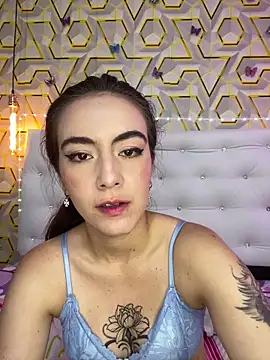 MelanyyJhonson15 online show from April 6, 2026, 2:51 am