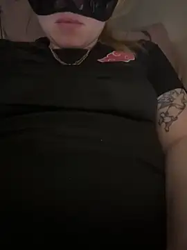 secretcouple 00 online show from March 6, 2026, 11:44 pm