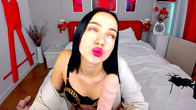 Snapshot of AlisenPlam chatting on February 3, 2026, 7:46 am AlisenPlam online show from February 3, 2026, 7:46 am