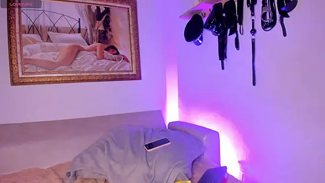 VeronicaSmith OS online show from March 13, 2026, 8:03 pm