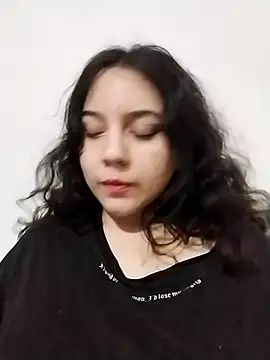 chibi love online show from January 17, 2026, 2:37 am