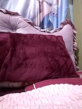 Snapshot of MysaLy2k chatting on December 17, 2025, 1:32 am MysaLy2k online show from December 17, 2025, 1:32 am