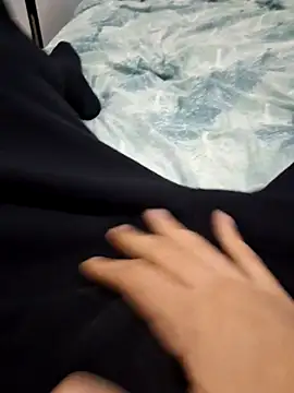 Ohhh123883 online show from November 13, 2025, 5:28 pm