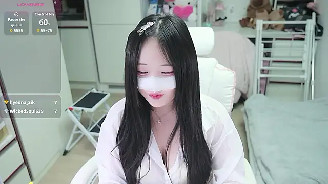Snapshot of kimhyeona2005 chatting on April 30, 2026, 12:01 pm kimhyeona2005 online show from April 30, 2026, 12:01 pm