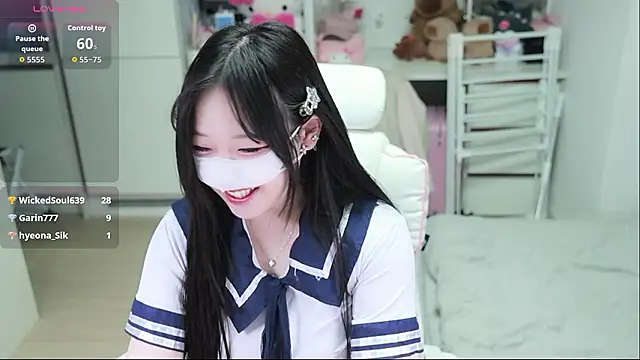 kimhyeona2005 online show from March 30, 2026, 12:06 pm