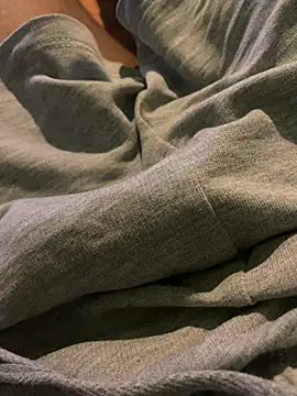 Snapshot of Sensational_grip chatting on February 3, 2026, 7:41 pm Sensational grip online show from February 3, 2026, 7:41 pm