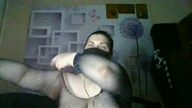 honey sweet couple online show from November 20, 2025, 5:24 pm