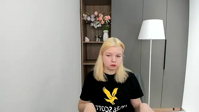 Snapshot of YenAlberda chatting on November 17, 2025, 4:05 am YenAlberda online show from November 17, 2025, 4:05 am