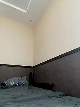 Snapshot of EmersonBennett chatting on November 27, 2025, 9:10 am EmersonBennett online show from November 27, 2025, 9:10 am