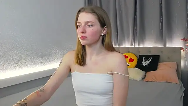 Snapshot of Tayllory chatting on November 13, 2025, 3:49 pm Tayllory online show from November 13, 2025, 3:49 pm