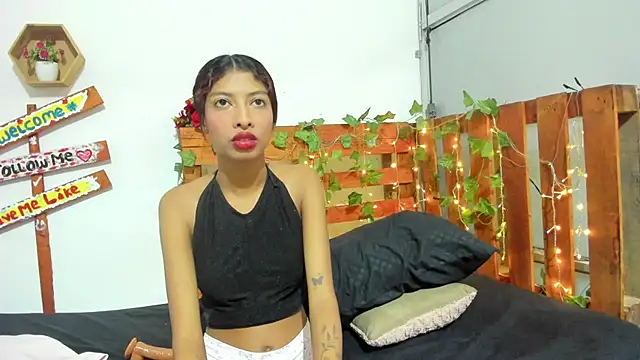 Snapshot of sol_dulce chatting on December 2, 2025, 1:13 pm sol dulce online show from December 2, 2025, 1:13 pm