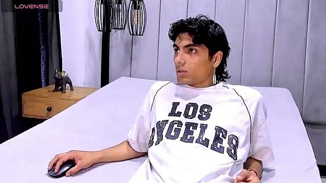 Snapshot of MattFiore chatting on November 22, 2025, 11:53 am MattFiore online show from November 22, 2025, 11:53 am