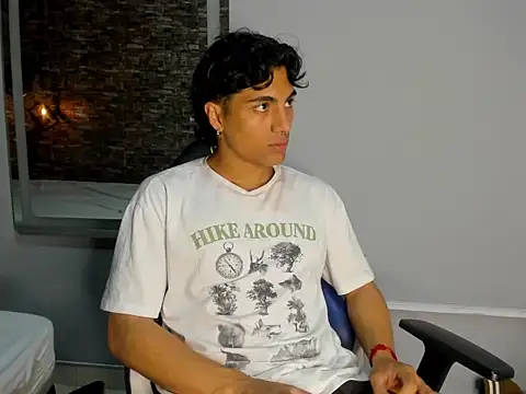 MattFiore online show from January 15, 2026, 6:33 pm