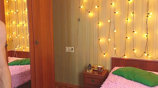 Snapshot of Adrian_Collinss chatting on November 14, 2025, 7:50 pm Adrian Collinss online show from November 14, 2025, 7:50 pm