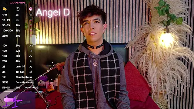 Snapshot of Angeldust19 chatting on March 3, 2026, 3:13 am Angeldust19 online show from March 3, 2026, 3:13 am