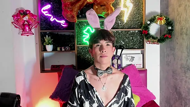 Angeldust19 online show from December 4, 2025, 3:05 am