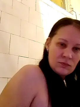 RomiTreats online show from November 24, 2025, 2:17 pm