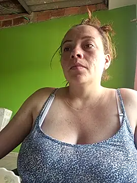 Snapshot of Rouse_hot_ chatting on May 23, 2026, 4:06 pm Rouse hot online show from May 23, 2026, 4:06 pm