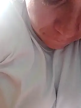 Rouse hot  online show from December 16, 2025, 5:06 pm