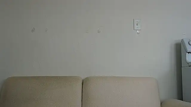 alex islivee online show from April 3, 2026, 6:58 pm