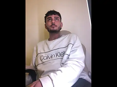 Snapshot of Brunicci chatting on January 8, 2026, 9:15 am Brunicci online show from January 8, 2026, 9:15 am