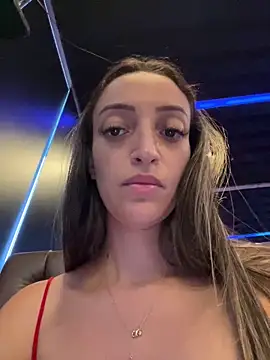 BelleRune online show from April 13, 2026, 8:24 pm