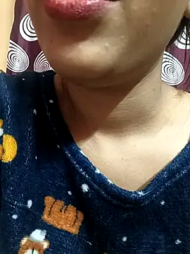 Snapshot of Neethu90 chatting on December 17, 2025, 3:06 pm Neethu90 online show from December 17, 2025, 3:06 pm