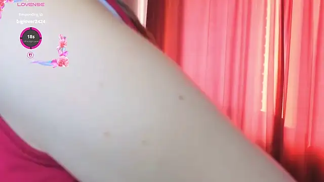 EmmaJonse online show from December 21, 2025, 5:42 am