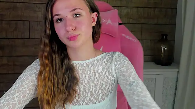 Snapshot of KristinaBellini chatting on November 29, 2025, 4:40 pm KristinaBellini online show from November 29, 2025, 4:40 pm