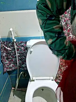 mnbvcxzqwertyuiop1235 online show from January 8, 2026, 3:45 am