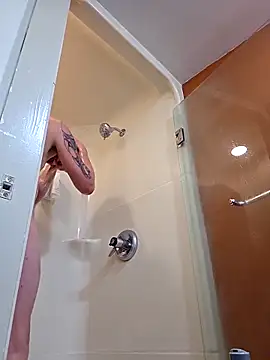 Snapshot of Redheadstud chatting on December 2, 2025, 8:27 am Redheadstud online show from December 2, 2025, 8:27 am