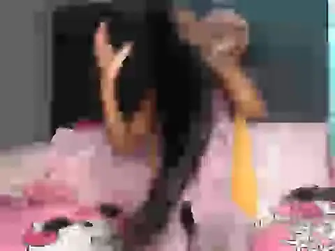 Snapshot of LilPregnantMommyyy chatting on November 14, 2025, 2:32 pm LilPregnantMommyyy online show from November 14, 2025, 2:32 pm