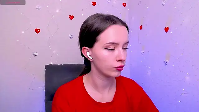 Snapshot of BellaVelure6767 chatting on June 16, 2026, 1:05 am BellaVelure6767 online show from June 16, 2026, 1:05 am