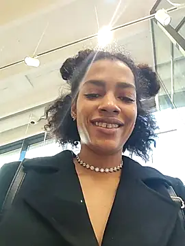 Snapshot of chanell95 chatting on December 19, 2025, 3:03 pm chanell95 online show from December 19, 2025, 3:03 pm