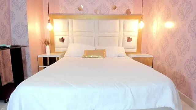 arietta skinny online show from February 26, 2026, 7:47 pm