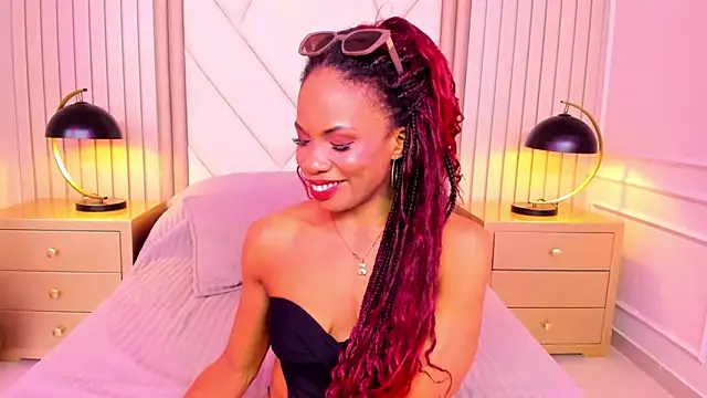 LailaDavidson online show from April 15, 2026, 12:10 pm