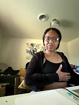 Snapshot of Pussycreamepie chatting on November 14, 2025, 5:27 pm Pussycreamepie online show from November 14, 2025, 5:27 pm