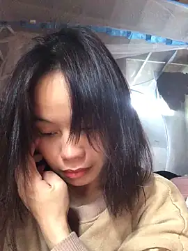 Trangbabylove online show from December 18, 2025, 6:07 am