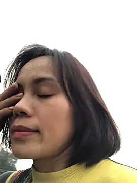 Snapshot of Trangbabylove chatting on January 19, 2026, 8:29 am Trangbabylove online show from January 19, 2026, 8:29 am