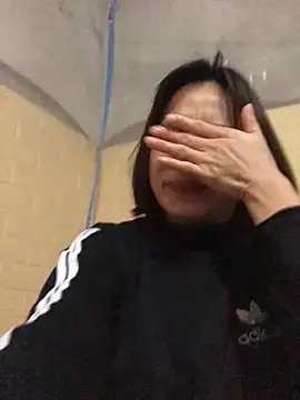 Snapshot of Trangbabylove chatting on January 16, 2026, 11:09 pm Trangbabylove online show from January 16, 2026, 11:09 pm